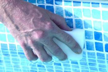 Produit nettoyant spa