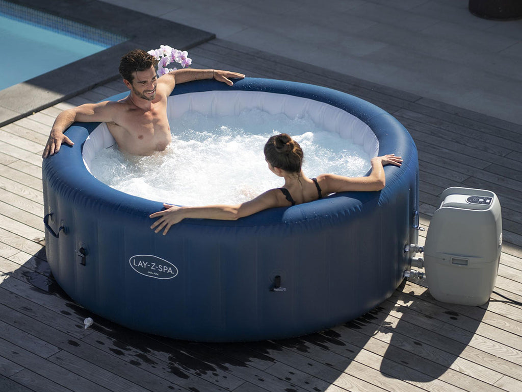 Spa gonflable Lay-Z-Spa Milan rond Airjet Plus 4/6 places - Bestway
