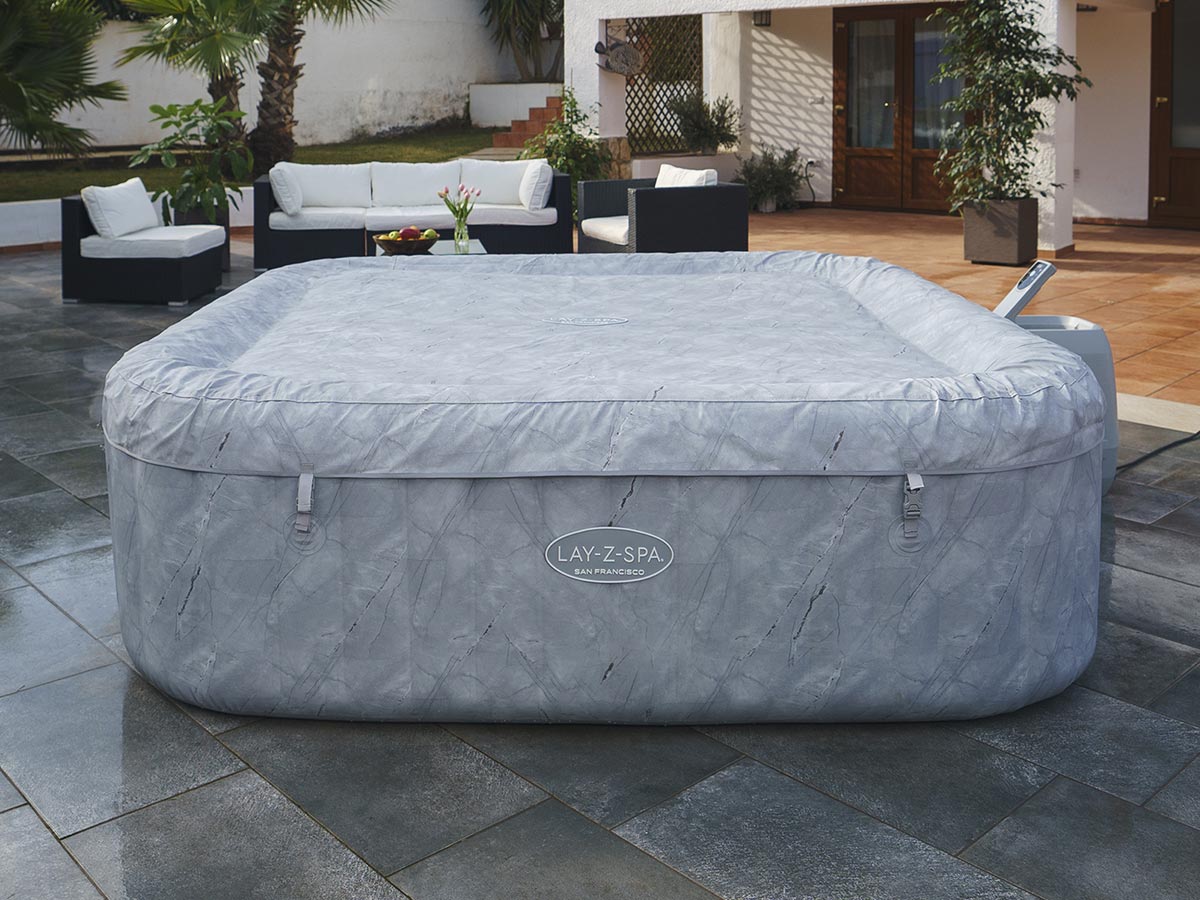 Spa gonflable Lay-Z-Spa San Francisco carré Hydrojet 5/7 places - Bestway