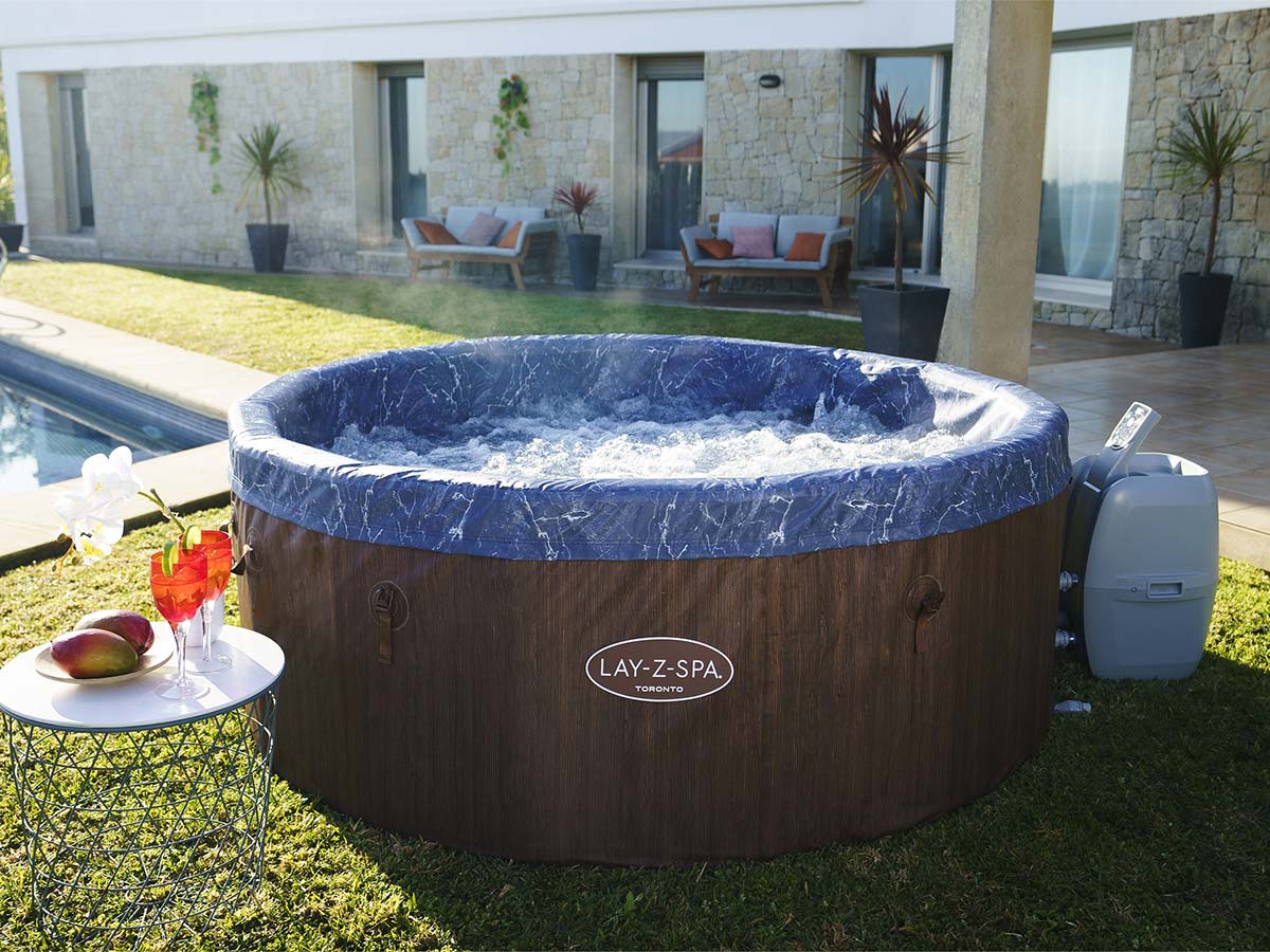 Spa semi-rigide Lay-Z-Spa Toronto rond Airjet Plus 5/7 places - Bestway